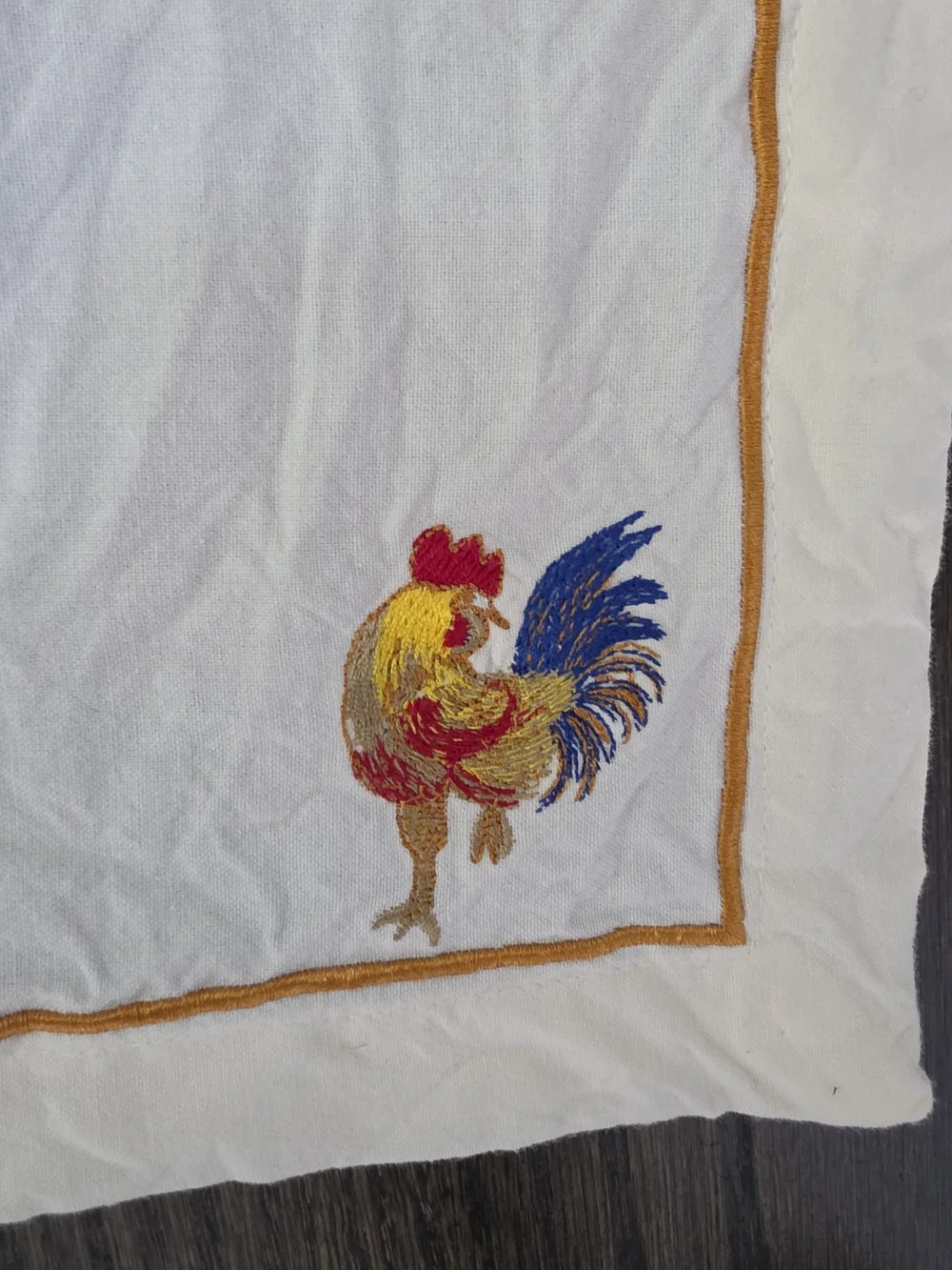 Embroidered Rooster Cotton Napkins in Cream and White - Set Of 8